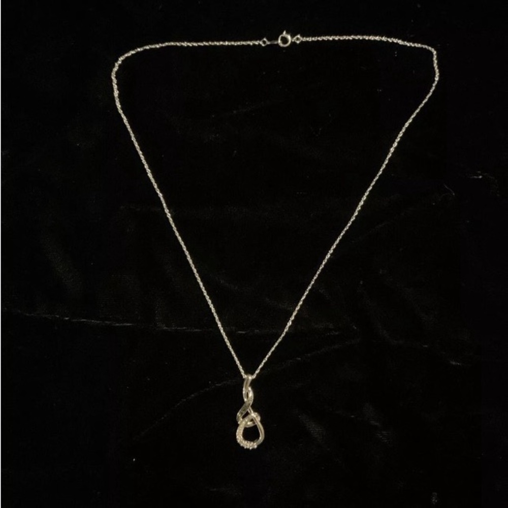 Kays_Sterling_Silver_Black_Diamond_Twisting_Infinity